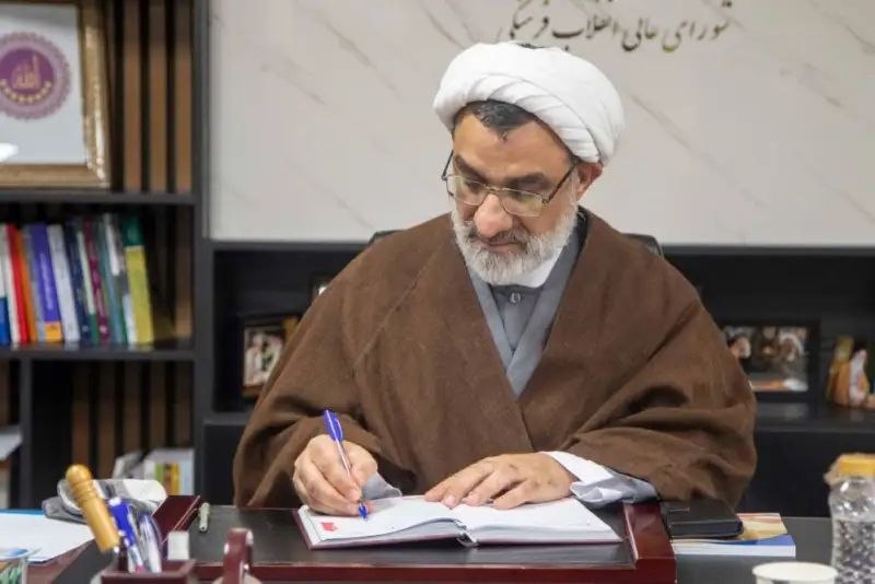 کیوسک خبر: 🔴 خسروپناه: انسجام اجتماعی راه تحقق تمدن نوین اسلامی است🔸 دبیر شورای عالی انقلاب فرهنگی با تبریک میلاد پیامبر(ص)، ولادت 