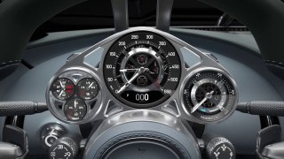 Работа спидометра на новом гиперкаре Bugatti Tourbillon Гиперкар оснащен 8,3-лит