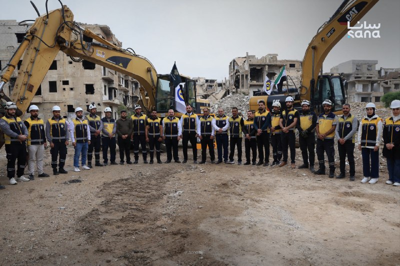 משרד החירום והאסונות ונפת דמשק משיקים פרויקט פינוי הריסות משכונת אלעג'מי בעיר חרסטה שבכפר דמשק, שמטרתו פינו…