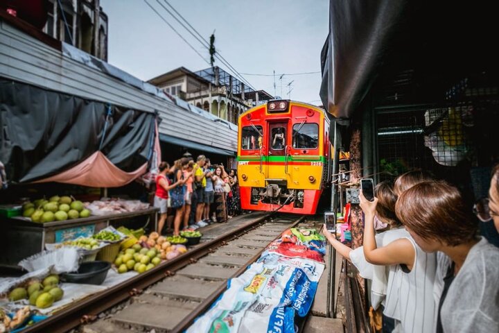 [泰國]第一人稱視角遊美功鐵道市場