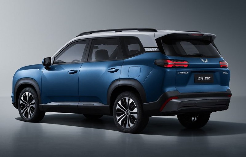 Новый Wuling Starlight 560 — большой кроссовер по цене Гранты 2