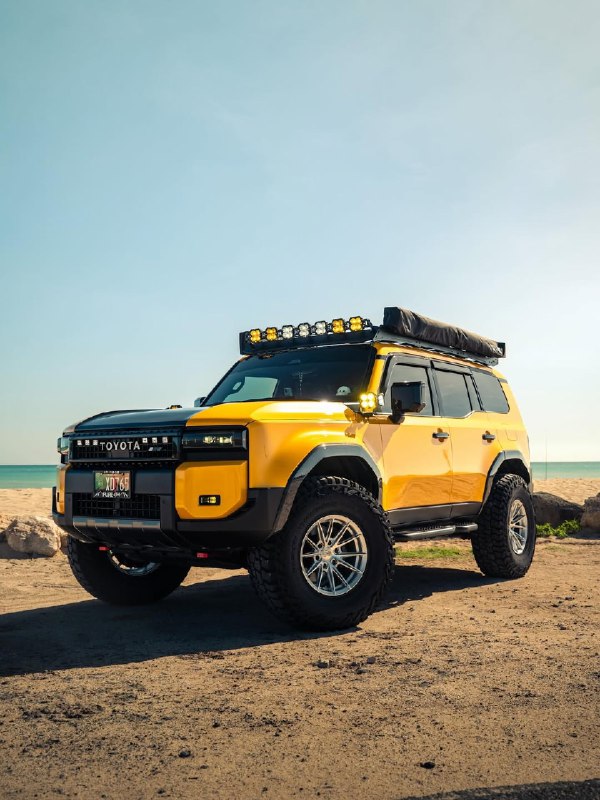 Toyota Land Cruiser на 17-дюймовых дисках Vossen HFX-2