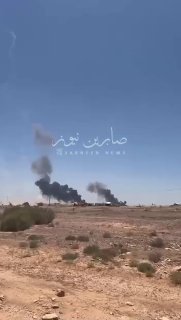 תמרות עשן ממשיכות לעלות מבסיסי האויב האמריקאי בירדן