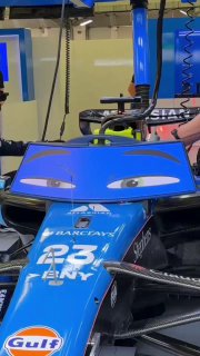 «Тачки» стали РЕАЛЬНОСТЬЮ — на болиде Формулы-1 команды Williams появился экран 
