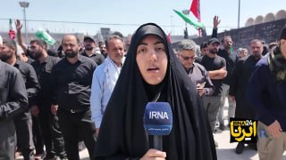 🔹 מסגד טהראן עדיין מלא באבלים שהגיעו ממקומות שונים במדינה כדי לפגוש את מר הרג את איראן בפעם האחרונה.