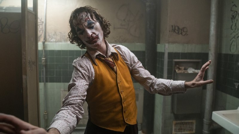 توییتی: امیدوارم مرگم با ارزشتر از زندگیم باشه...@TweetyChannel | Joker (2019)