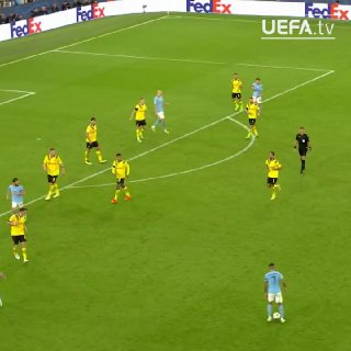 🇵🇹🇳🇴 4 years ago today, João Cancelo x Erling Haaland. Unbelievable. 🤝🥶