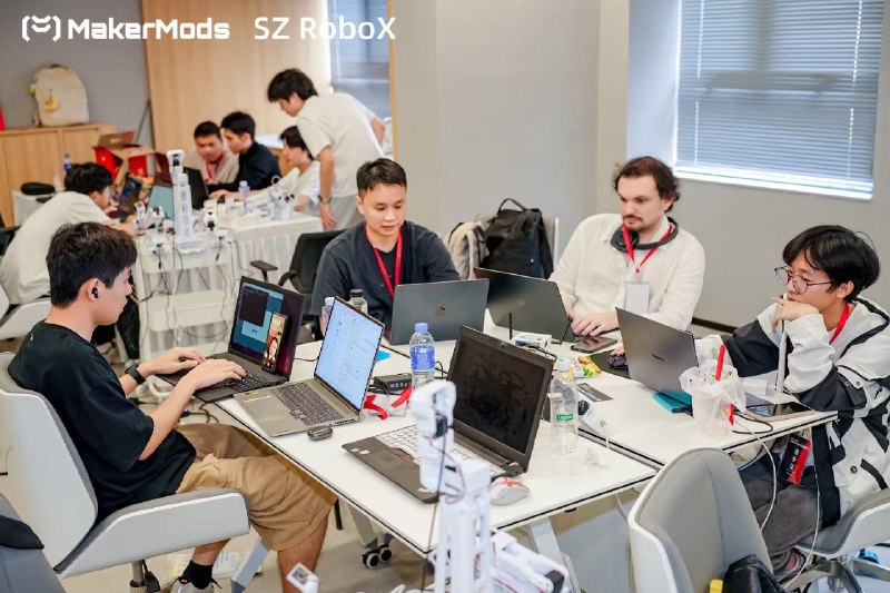 周末的机器人Hackathon我代表RWKV赞助了一台3D打印机下午看看冠军归属😆周末的机器人Hackathon我代表RWKV赞助了一台3D打印机下午看看冠军归属😆