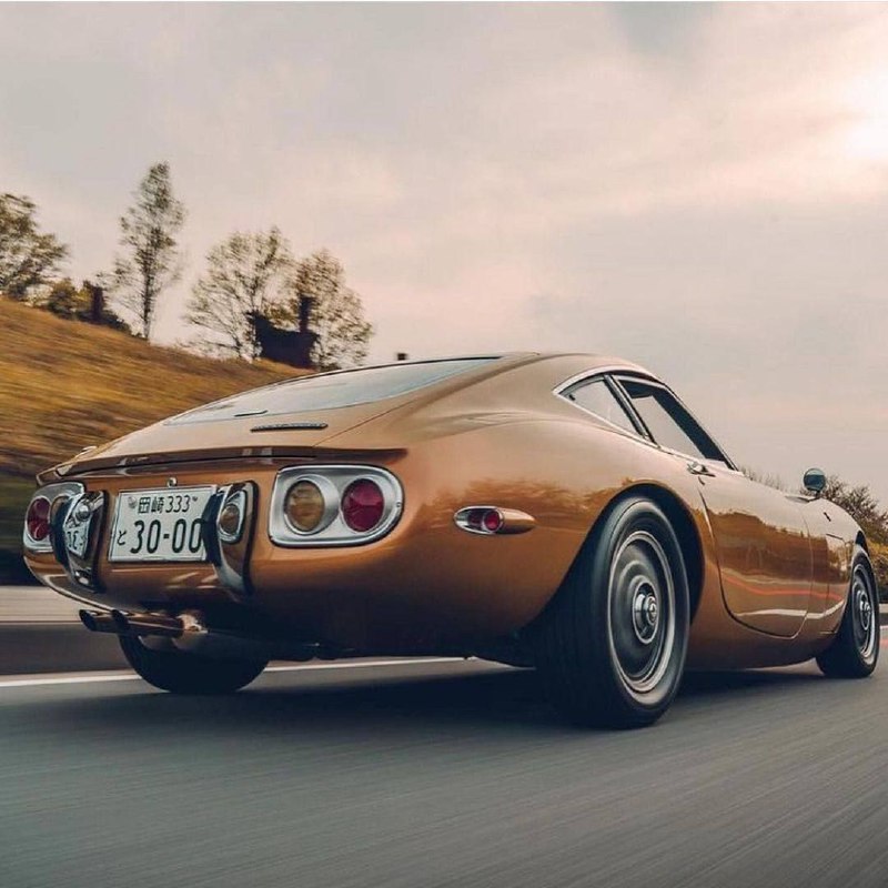 Toyota 2000GT 3