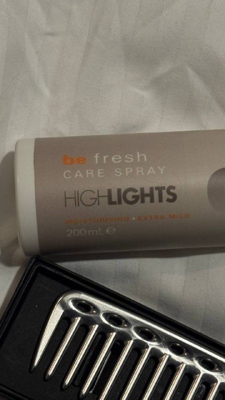 Найден отличный увлажняющий спрей “be fresh” от бренда HIGHLIGHTS— увлажняет любой тип волос— придает скольжение— легкий— без фиксацииНайден отличный увлажняющий спрей “be fresh” от бренда HIGHLIGHTS— увлажняет любой тип волос— придает скольжение— легкий— без фиксации
